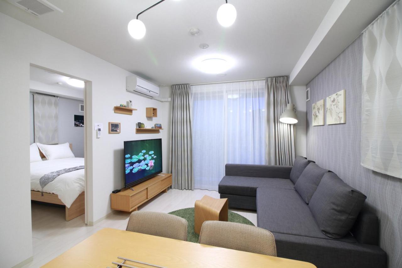 Apartment W&m House *